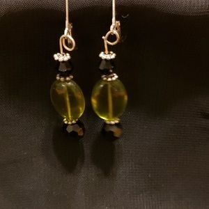 Olivine and Black Faceted Rounds